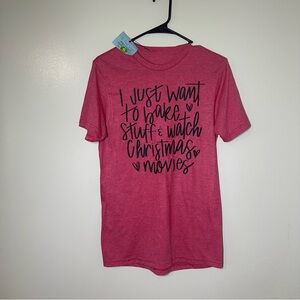 NWT‎ Women’s Festive Red Graphic Tee